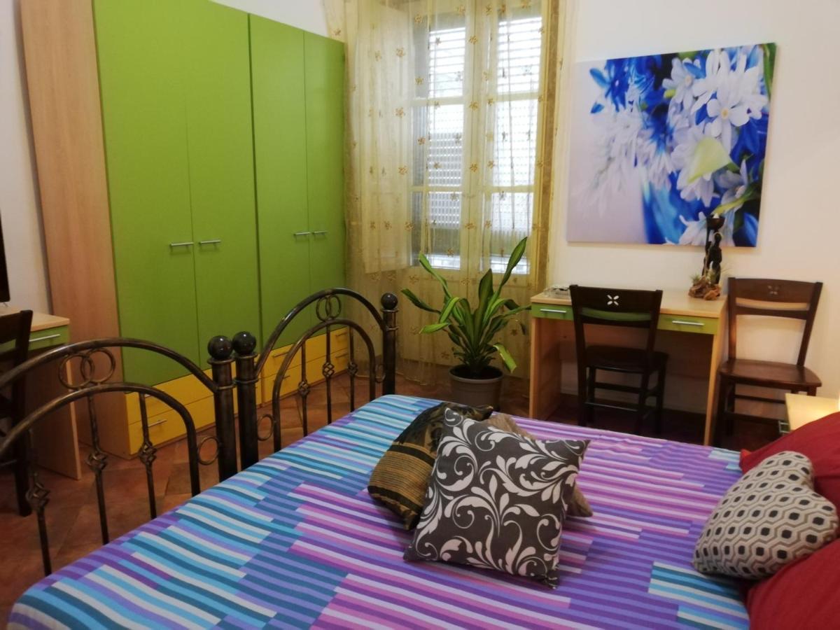 Guglielmo Room'S B&B Катания Экстерьер фото